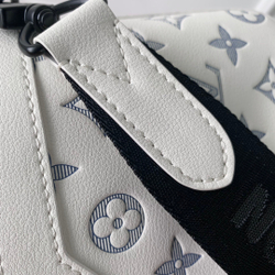 Louis Vuitton Trio Messenger