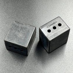 Подушки крепления в сборе Yamaha 20-30 (HINGAN)