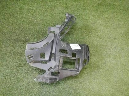 Кронштейн переднего бампера левый Mercedes S W222 (2013-2017)