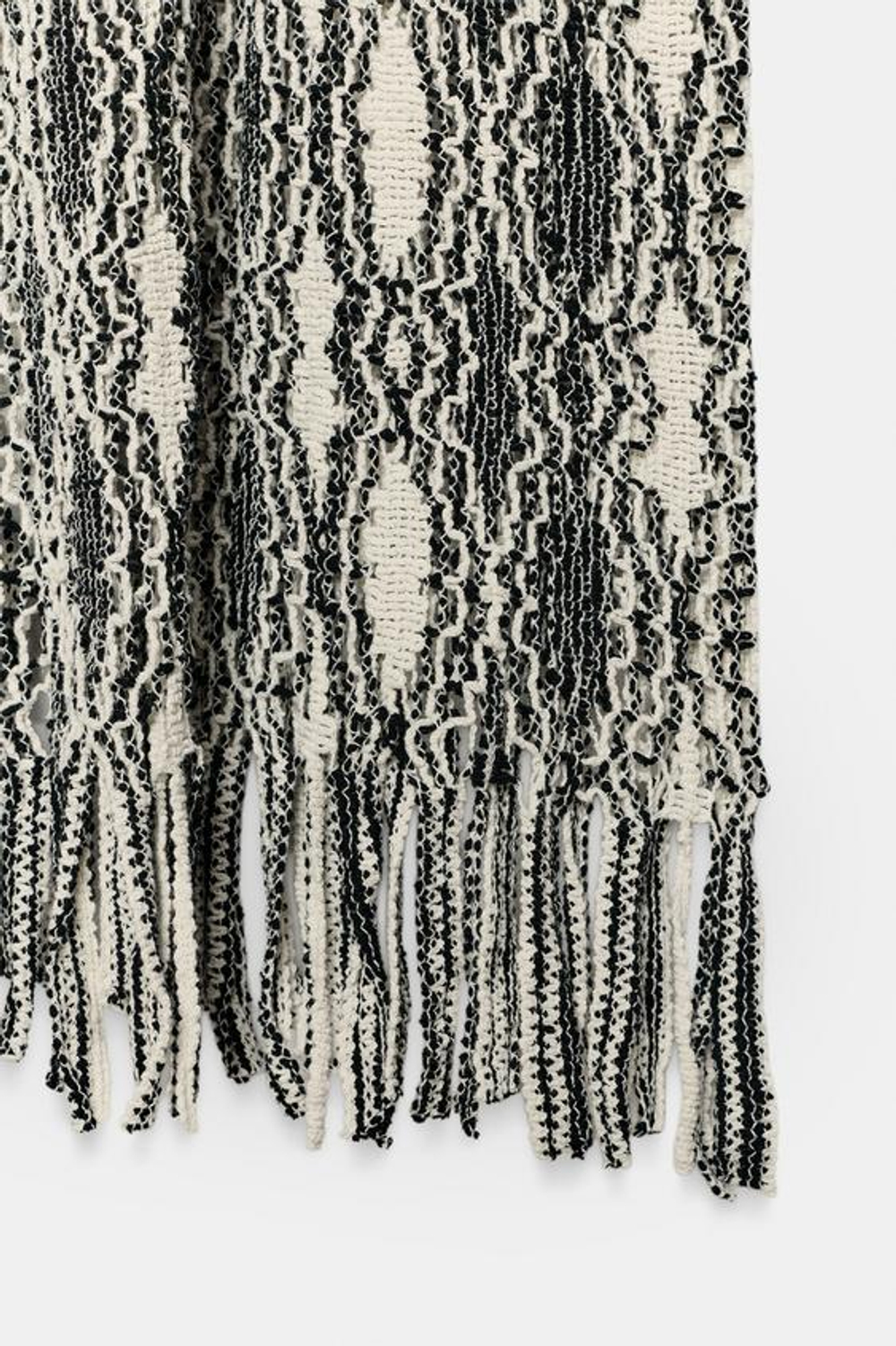 ZARA ТРИКОТАЖНОЕ ПЛАТЬЕ С БАХРОМОЙ, ЧЕРНЫЙ/БЕЛЫЙ