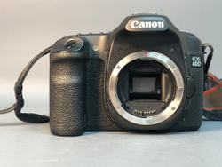 Canon 40D, не включается