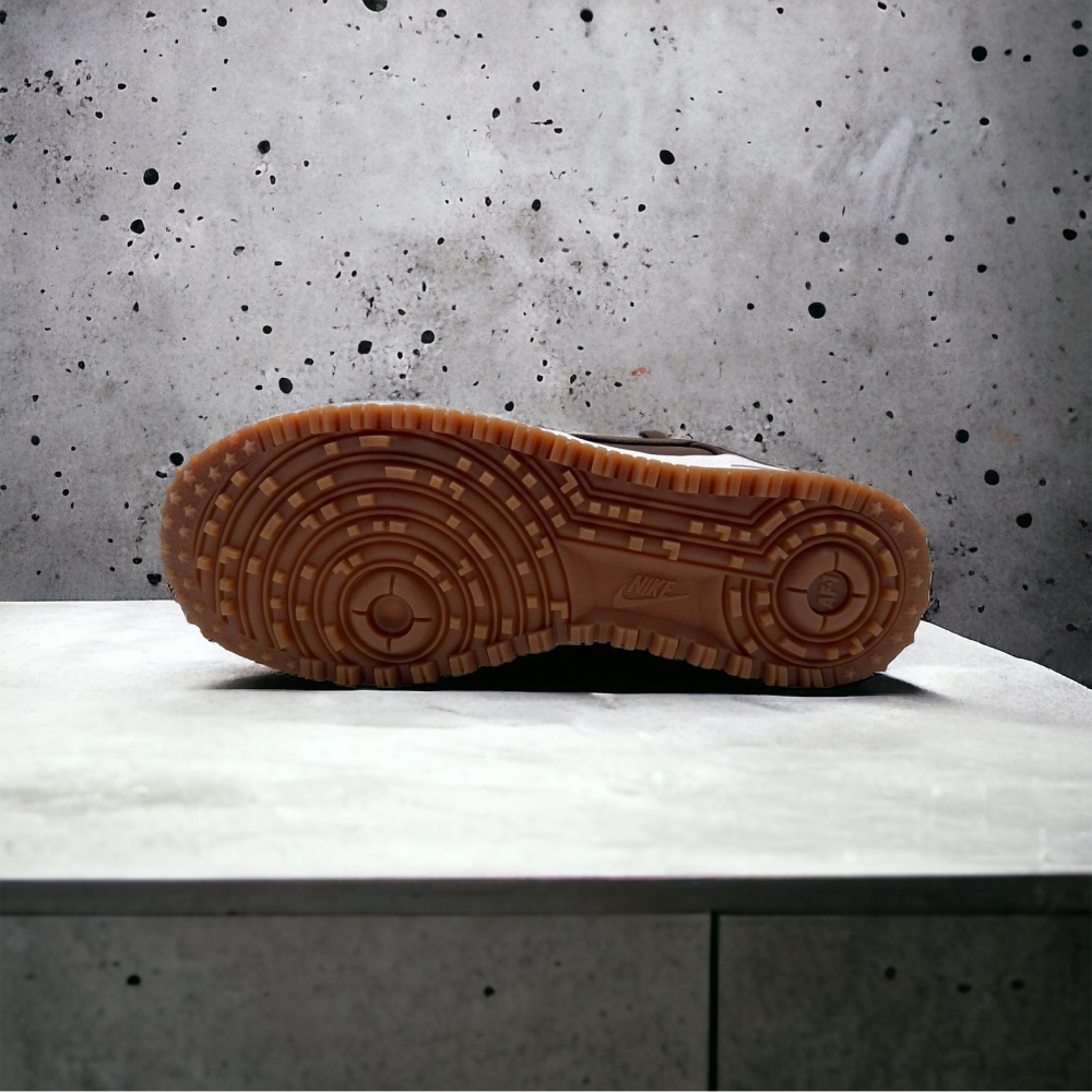 Nike Air Force 1 Anthracite • Duckboot Brown