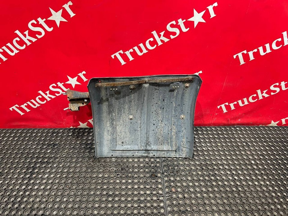 Крыло заднее левое задняя часть