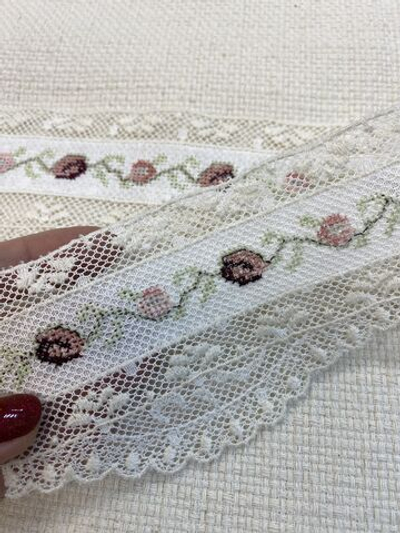 кружево на сетке вышивка /хлопок /лен (Франция) ш-7см 1 м