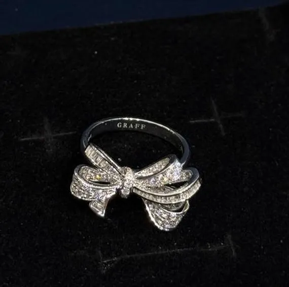 Кольцо GRAFF Tilda`s Bow
