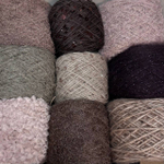 Набор итальянской фантазийной пряжи для джемпера "КАПРИЗ"; Состав: кидмохер, меринос, альпака, хлопок, люрекс, пайетки. Общий вес: 560 гр