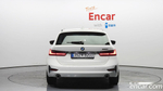 BMW 3 Series (G20) 320i Touring Luxury (06.2022)