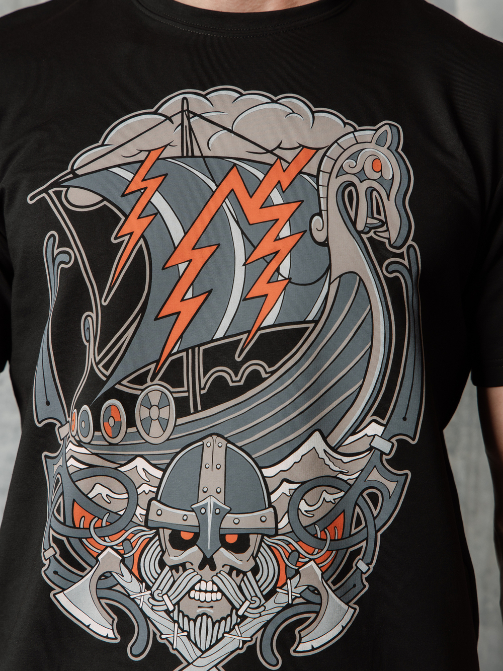 Футболка Варгградъ мужская черная «Песнь суровых морей»