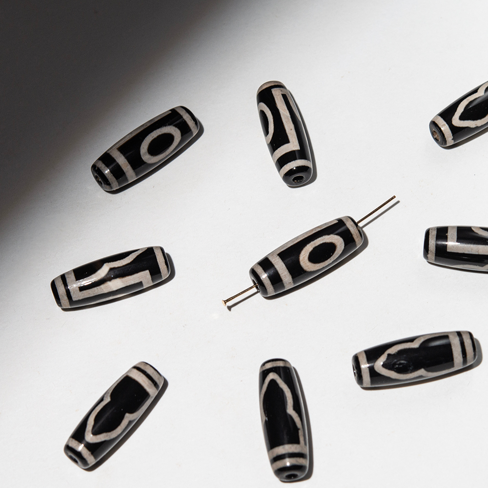 Бусина Дзи "Один глаз" из агата, 29*10,5мм, черный