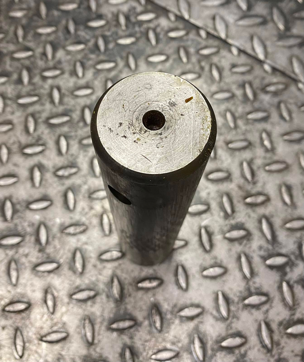 Палец 811/90409 трапеции