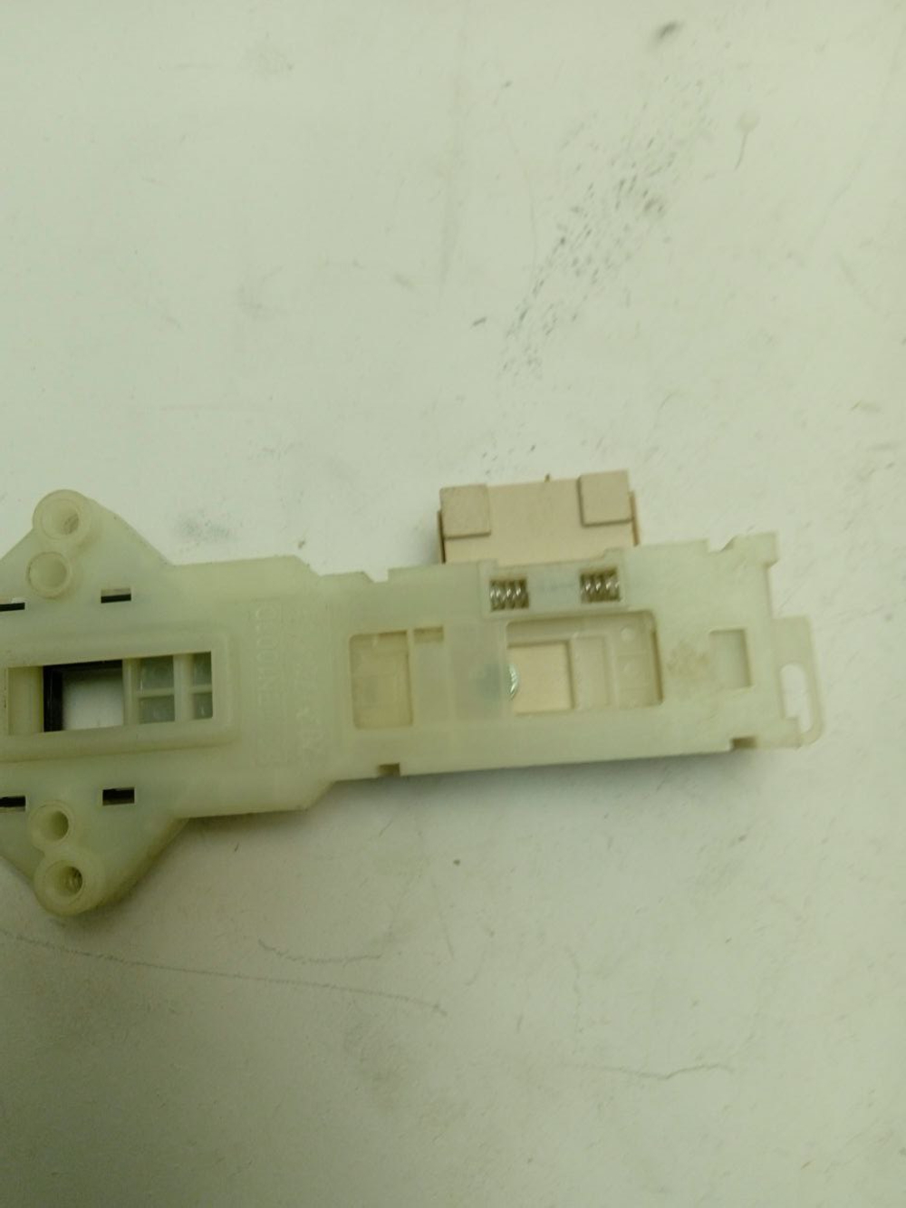 M1092QD1 кт10 Устройство блокировки люка для стиральной машины LG б/у