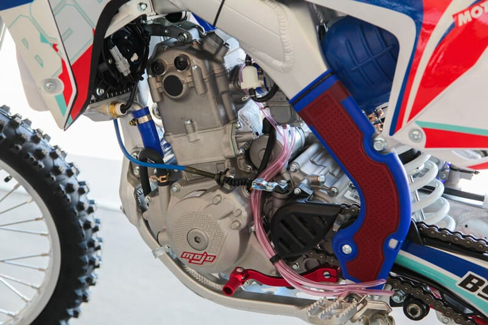 Мотоцикл кроссовый эндуро BSE RTC-300R 3.0