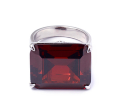 Кольцо Square Ruby