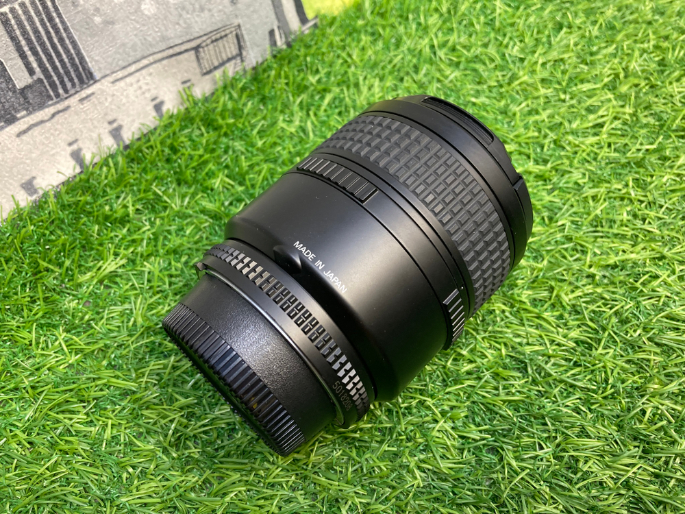 Nikon 60mm 2.8D AF Micro-Nikkor