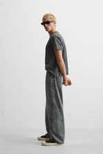 Джинсы baggy fit с декоративной строчкой