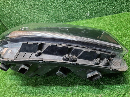 Фара правая Kia Sorento 3 UM Prime (2017-2020) LED