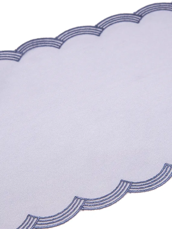 05-92 ОПТ Вышивка на неэл. сетке 18 см, темная лаванда