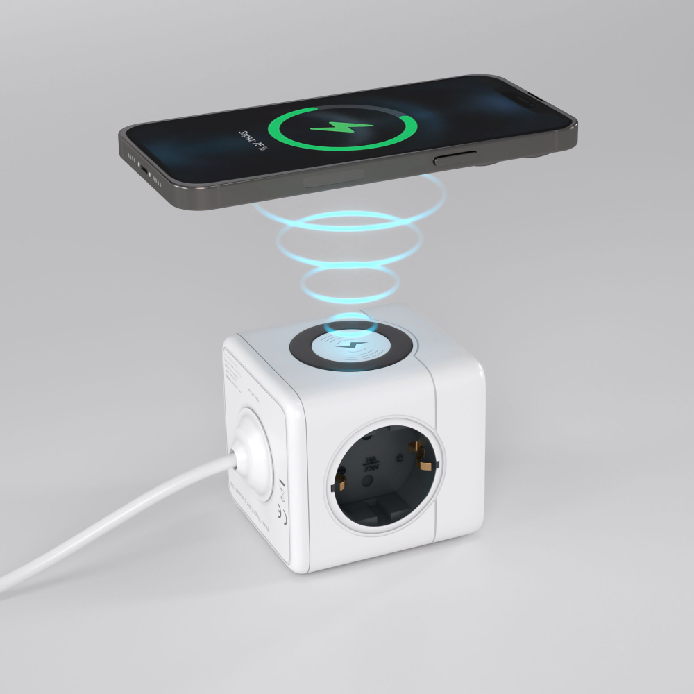 Розеточный блок 3-местный + 3 USB + беспроводная зарядка