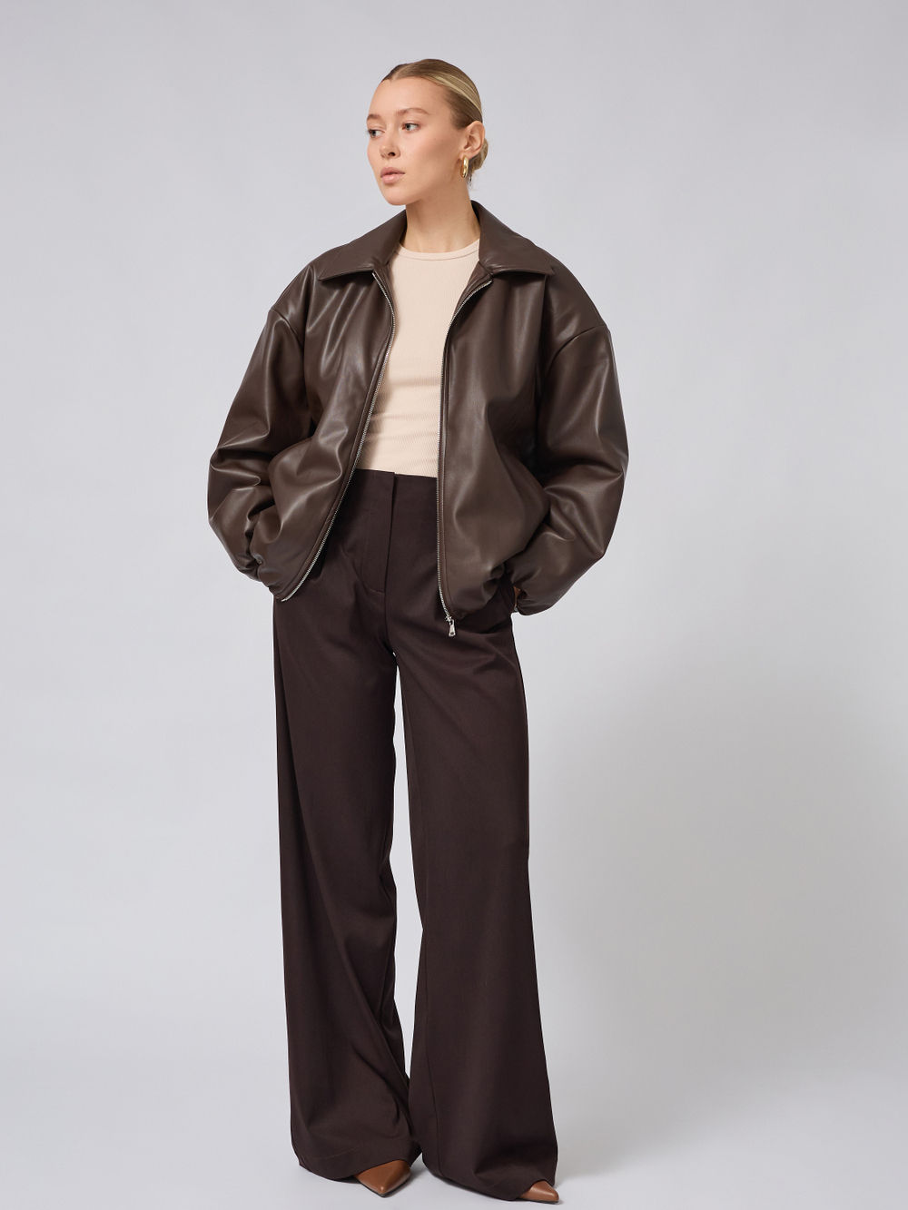 Бомбер утепленный с металлической молнией