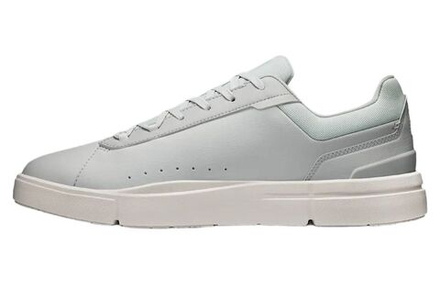 Женские кроссовки On The Roger Advantage - wolf/glacier