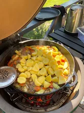 Казан чугунный эмалированный с крышкой-сковородой, ⌀40 см, 12 л, Ситон