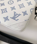 Сумка через плечо/мессенджер Louis Vuitton Trio
