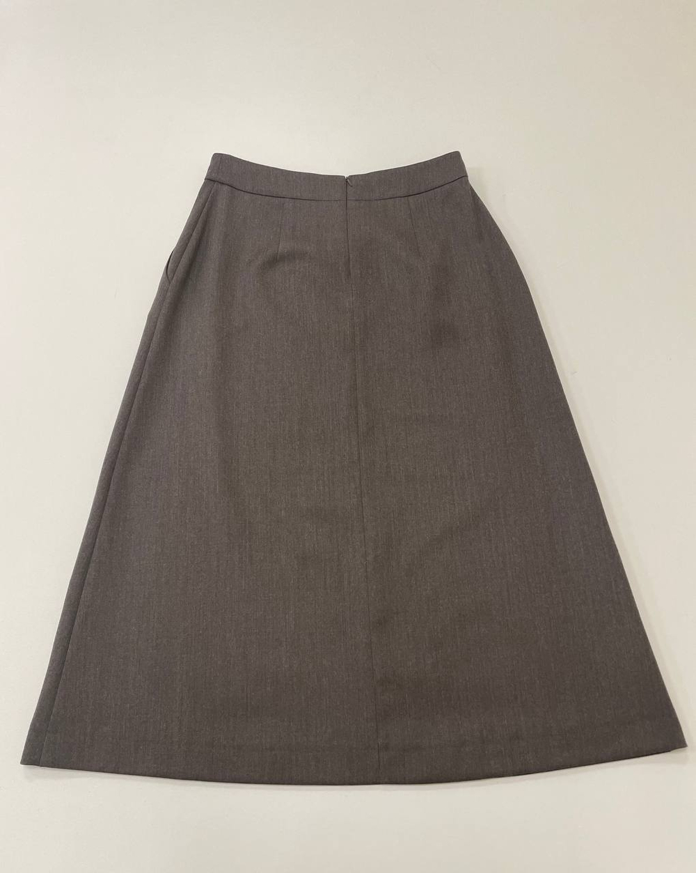 Тестовый образец. Юбка из шерсти 100%. Цвет коричневый. Размер 46. №75 (Параметры смотрите в описании).