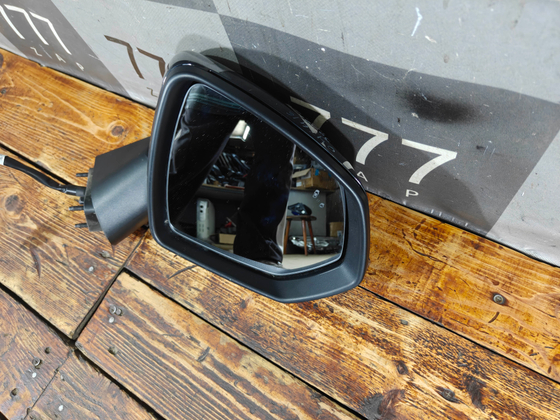 Зеркало правое 10 + 1 pin (контактов) Haval Jolion 21-нв Б/У Оригинал 8202520XST10A