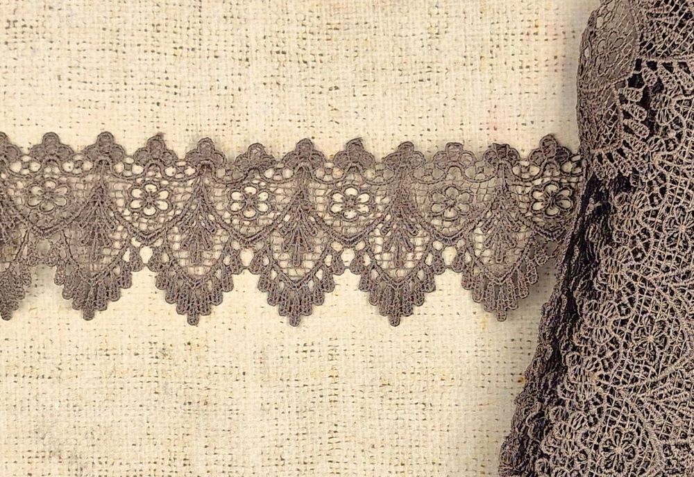 Кружево плетеное, ш. 10 см, серо-бежевый