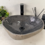 Раковина из речного камня RS-65055 46*37*15 0861