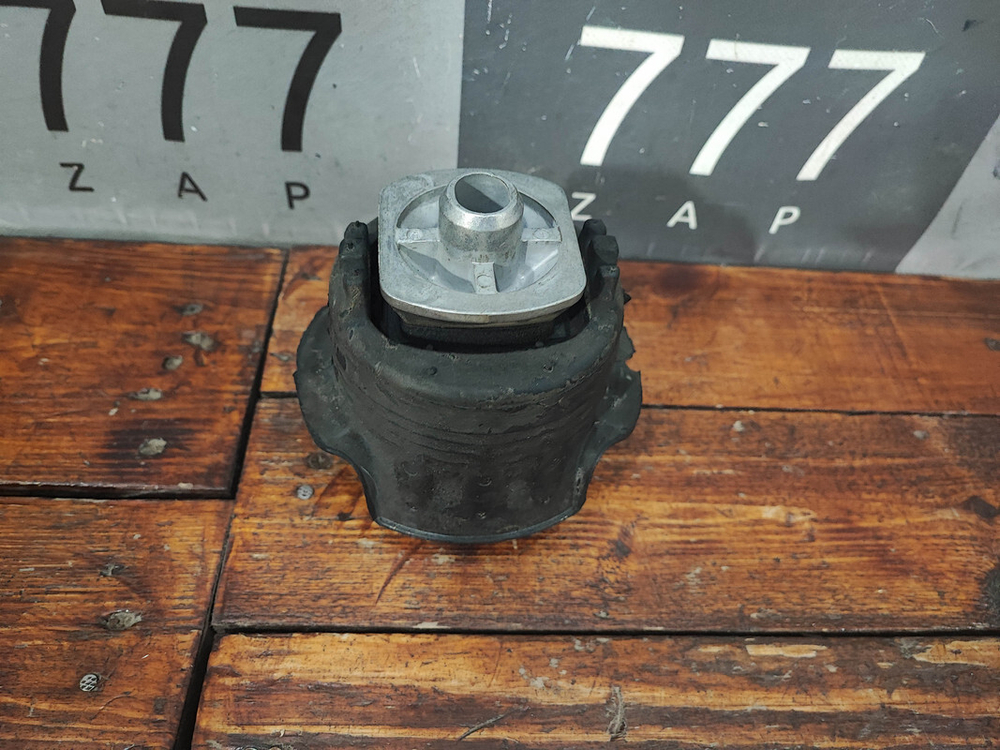 Сайлентблок заднего подрамника Mercedes S W222 13-20 Б/У Оригинал A2223510042