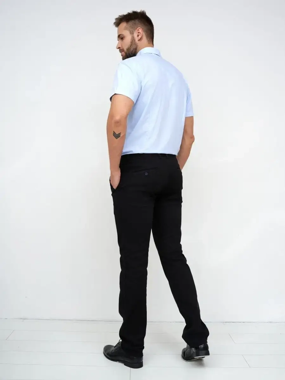 Рубашка приталенная с коротким рукавом