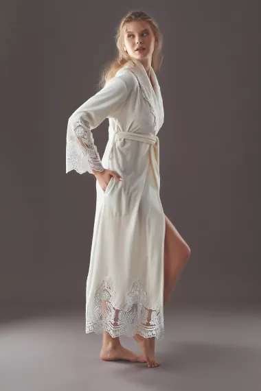 Халат женский велюровый Kleopatra 0383 кремовый NUSA Турция