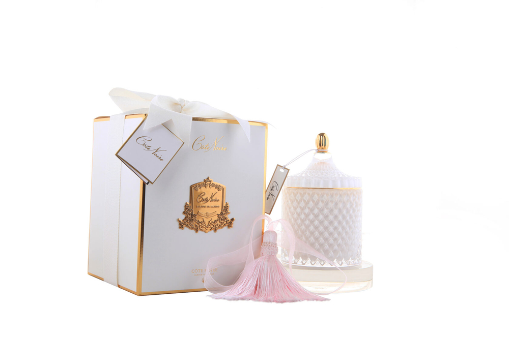 Свеча ароматическая Grand White Art Deco Свеча Cote Noire Белый