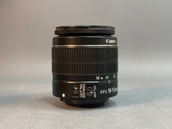 Canon 600D kit 18-55mm 3.5-5.6 IS ll 15.700 кадров