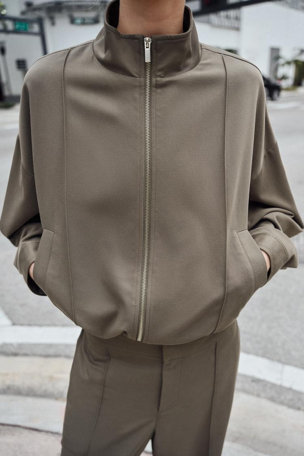 ZARA БОМБЕР С ВОРОТНИКОМ-СТОЙКОЙ, ХАКИ