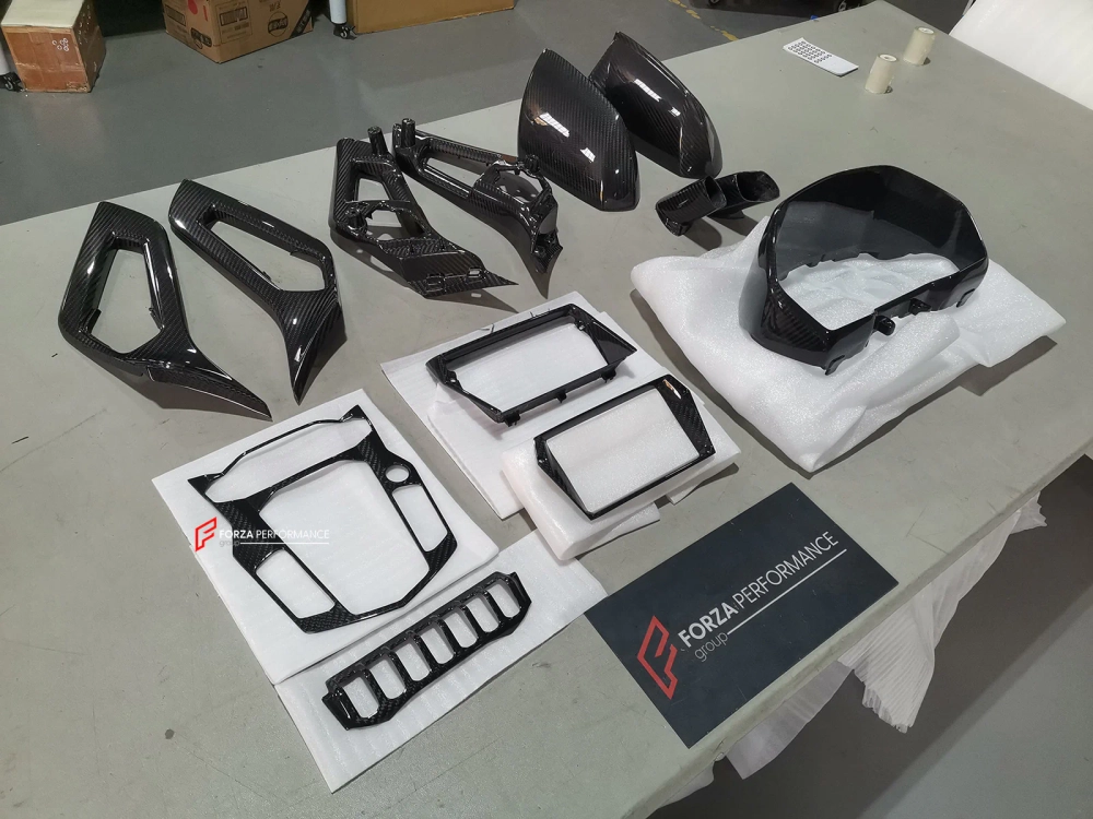 Карбоновый интерьер для LAMBORGHINI AVENTADOR LP700 / LP700-4 Roadster / LP720 / LP740 / LP750 / LP770 SVJ S Roadster Ламборгини