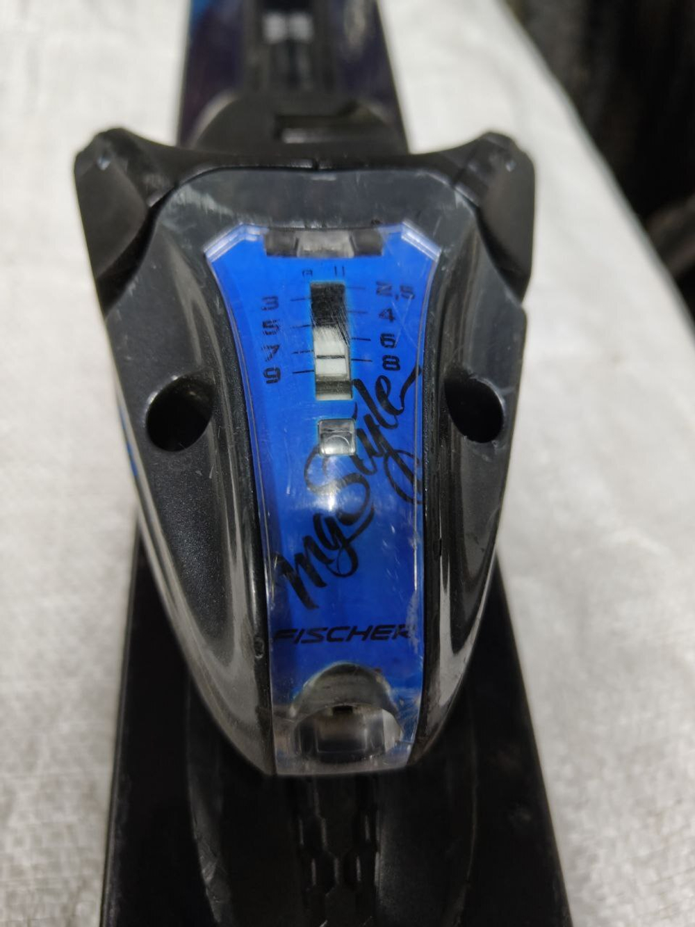 Купить горные лыжи выгодно в Москве с доставкой.