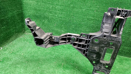 Панель передняя Genesis G70 (2017-2021)