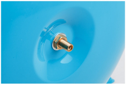 Станция водоснабжения автоматическая DGM BP-1500 (1500 Вт, 3600 л/ч, 50 м, 5 бар макс, корпус насоса чугун, бак 24 л)