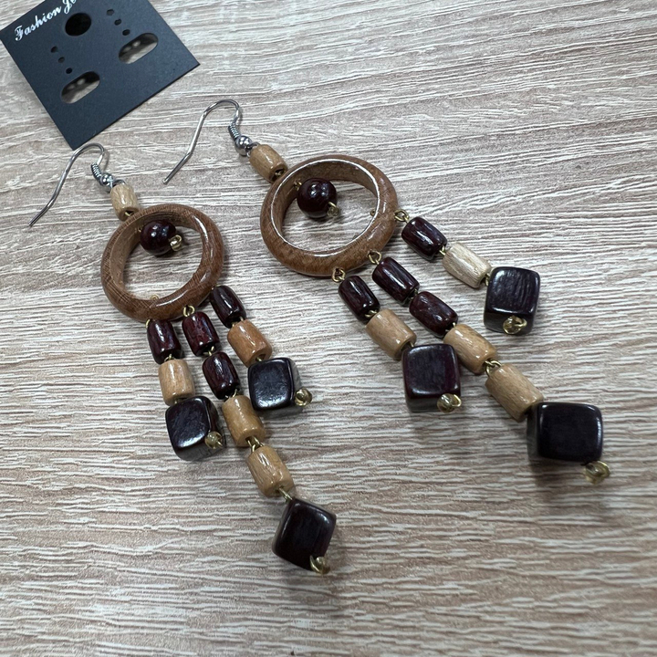 Серьги Кольцо 3 кубика дерево, светло-коричневый, вишневый, 19x65 мм