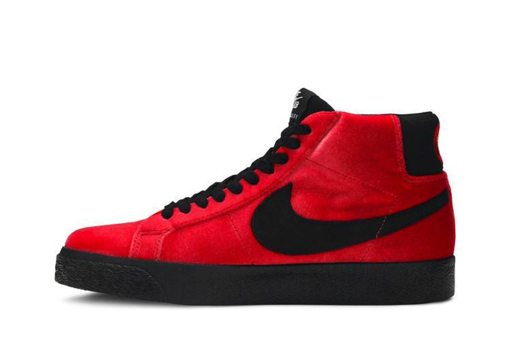 Кроссовки Mayumi Yamase X Nike Blazer "Hell"