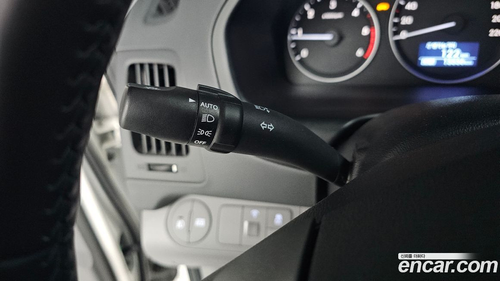 Hyundai The New Grand Starex Van 3-х местный (06.2020)