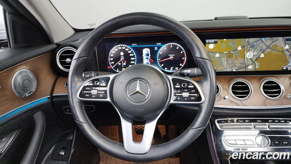 Mercedes-Benz E-Class W213 E300 4MATIC Exclusive (05.2020)
