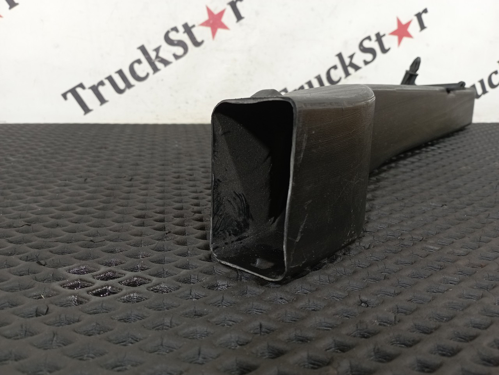 Воздуховод отопителя