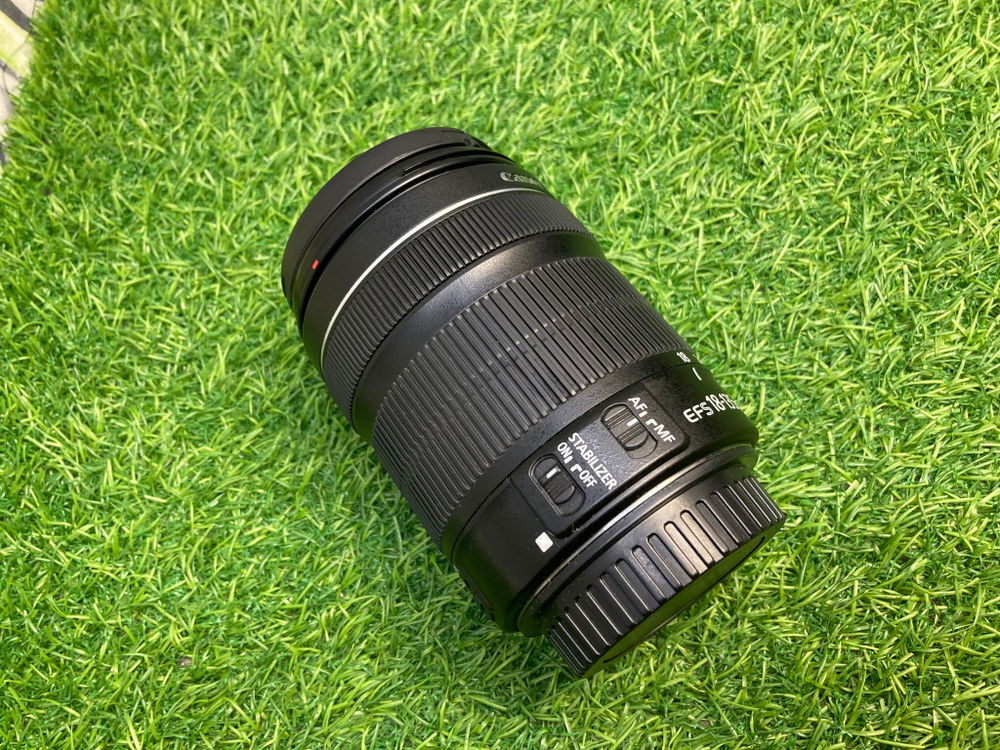 Canon EF-S 18-135mm 3.5-5.6 IS STM