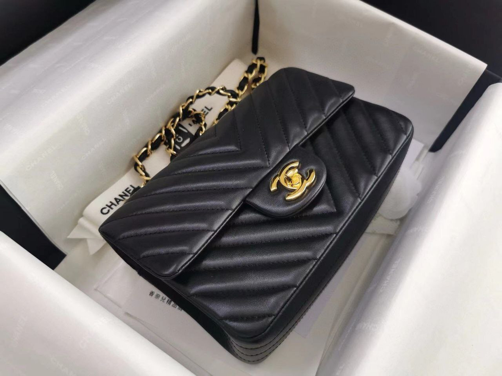 Сумка CHANEL 20 см