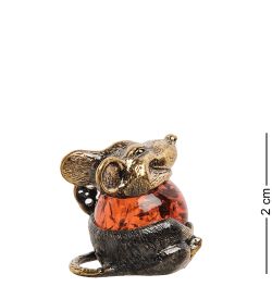 Народные промыслы AM- 571 Фигурка «Сытая мышь» (латунь, янтарь)
