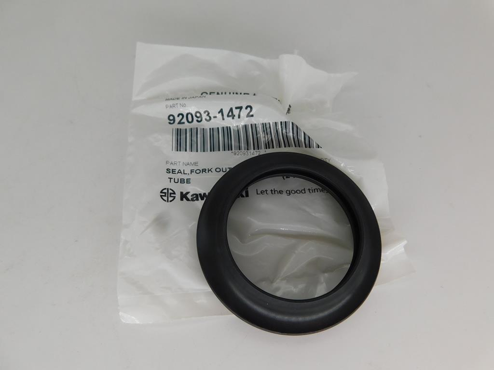 пыльник вилки Kawasaki ER650 EX650 Ninja 650 ER400 EX400 ZX-6R 92093-1472