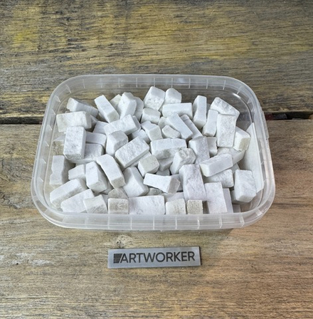 Колотый натуральный камень NS281-1, 350гр